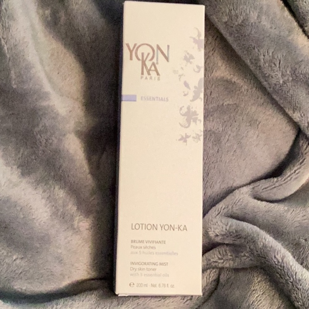 Yonka dry skin skin toner